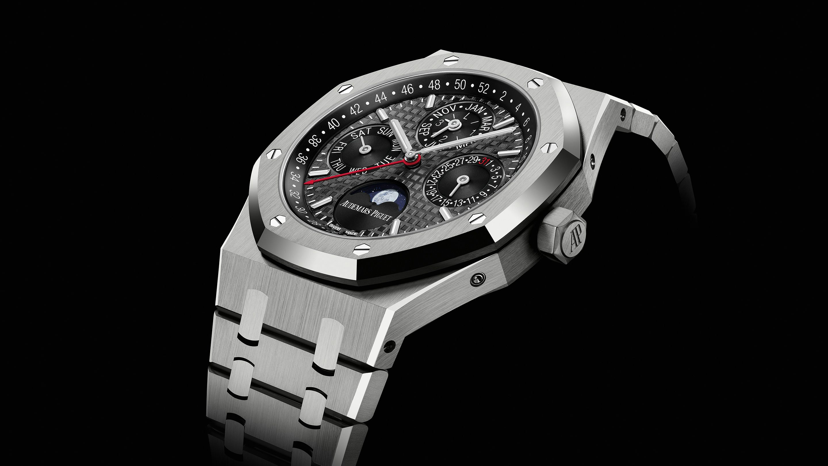 Audemars Piguet China Limited Edition: Royal Oak Perpetual Calendar Ultra-Thin Watch