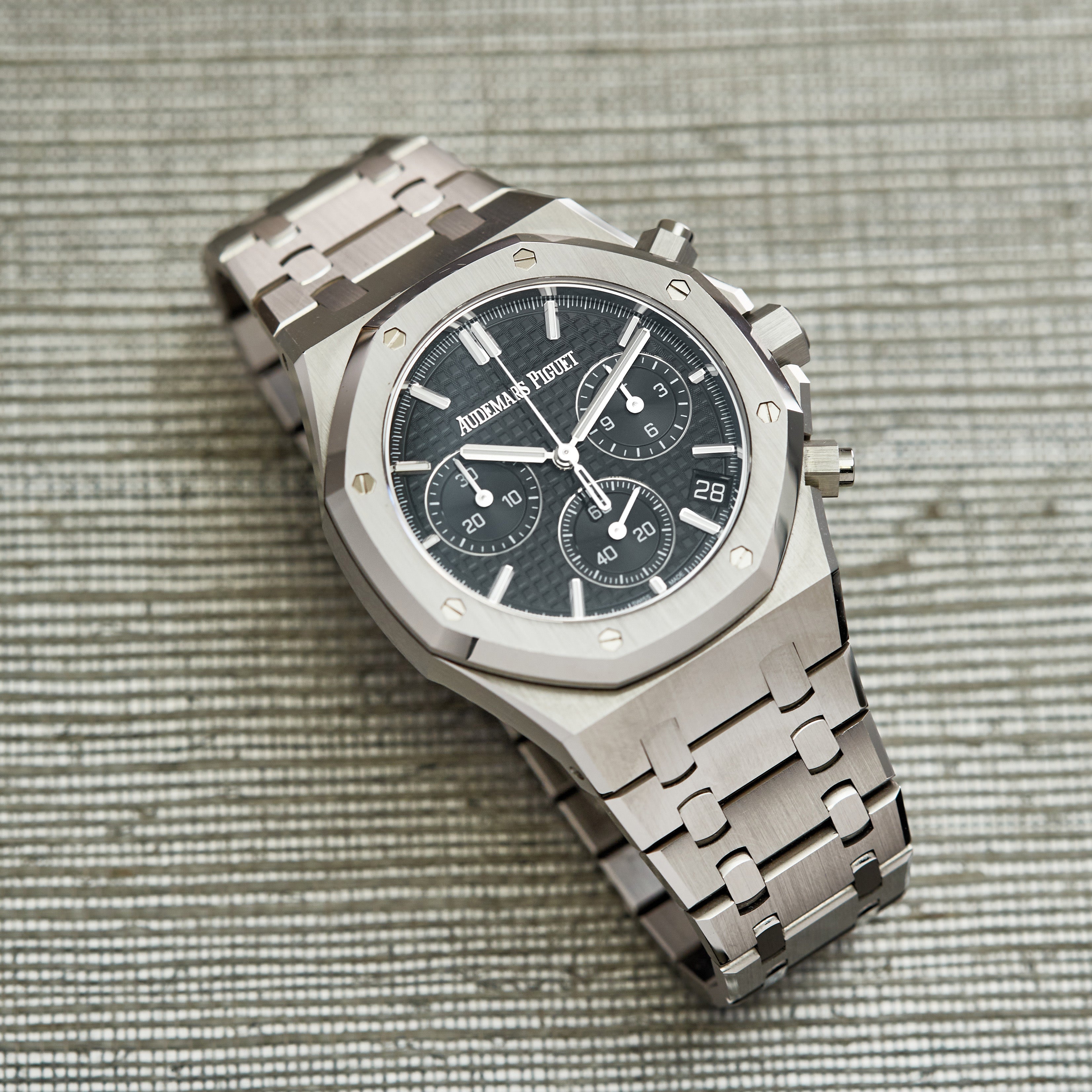 Exploring the Audemars Piguet Royal Oak Chronograph: A Historical Journey Through Time