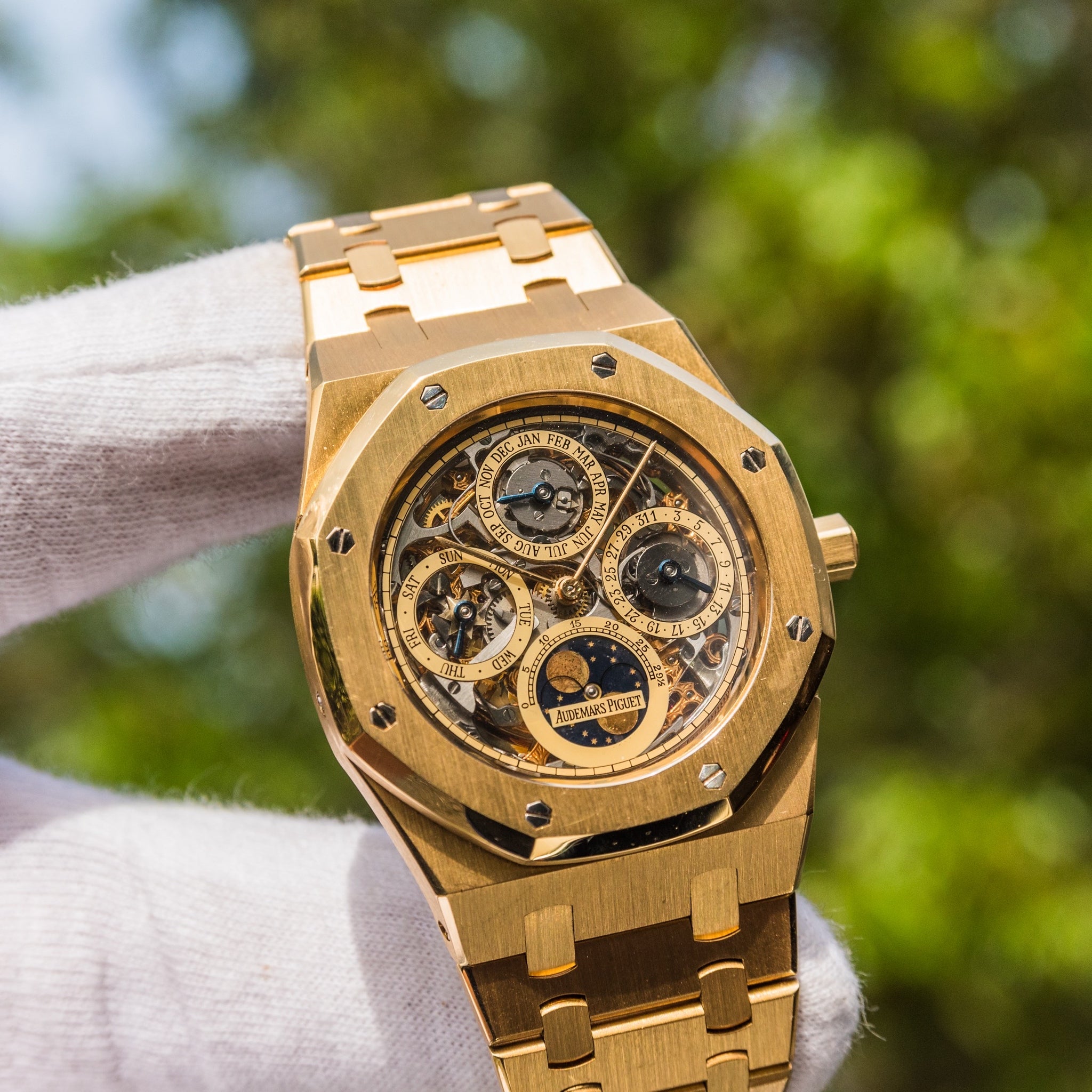 How to Use Audemars Piguet Payment Options & Book an Appointment in Malaysia