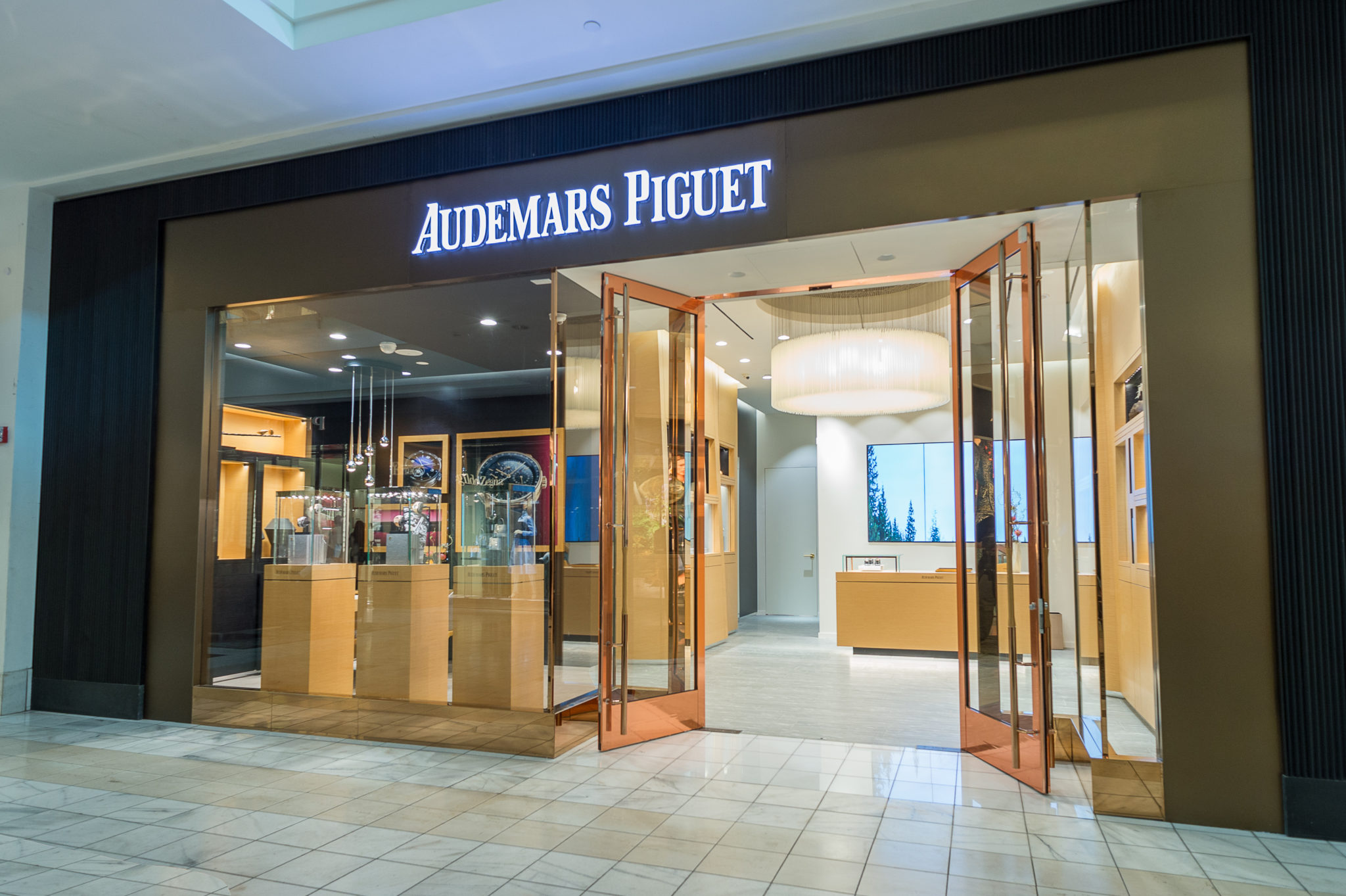 audemars piguet us headquarters locations and location