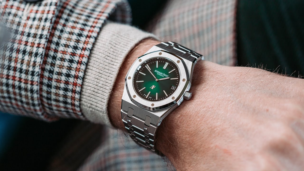 Audemars Piguet Royal Oak Ultra Thin Jumbo Green: Luxury Redefined