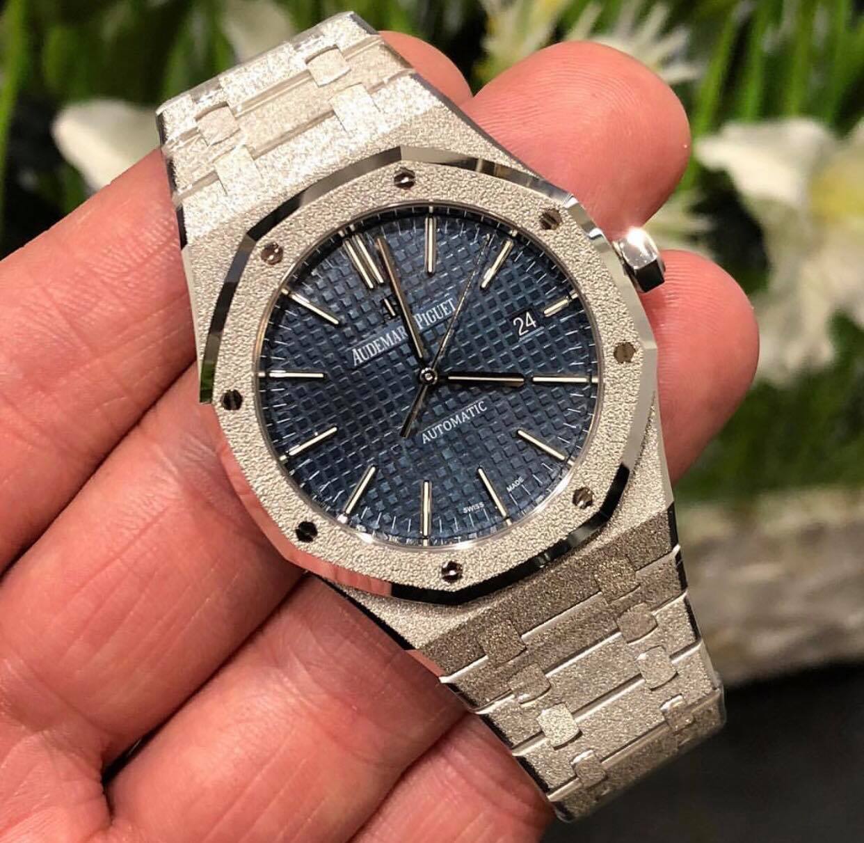 How Much Do Audemars Piguet Employees Make? Hourly Salary Insights on Reddit