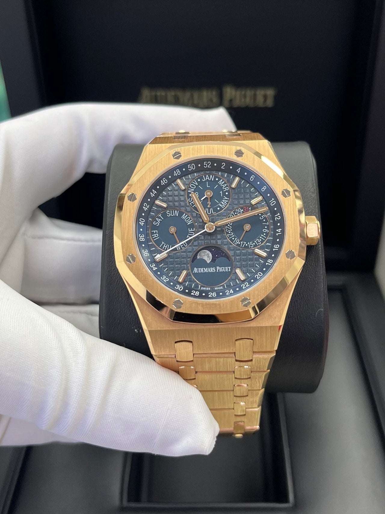 Audemars Piguet Watches in Hong Kong: Monthly Payment Plans & Pricing