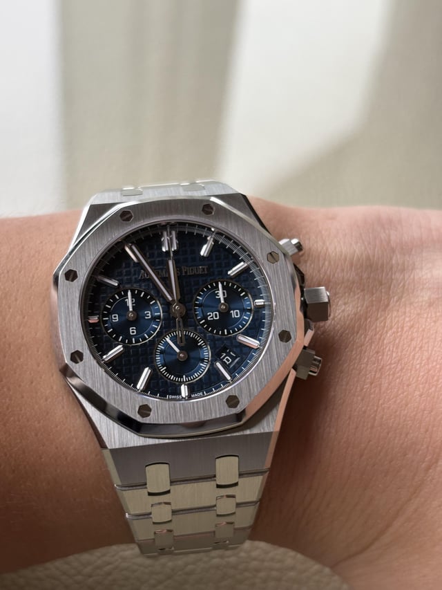 Audemars Piguet Watches: CEO Insights, Pay Monthly Options, and Reddit Discussions