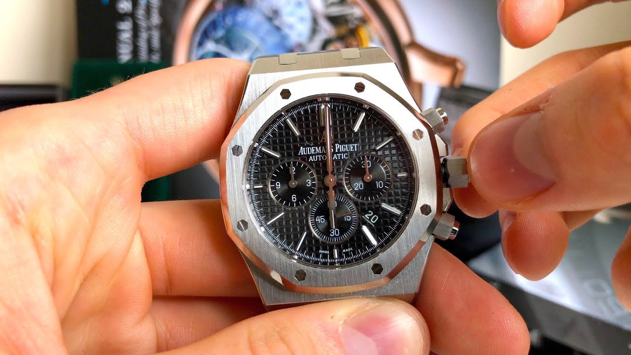 How to Properly Set the Time on an Audemars Piguet Royal Oak Offshore Model